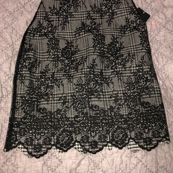 Zara skirt lace print. Size xs. New with tags - Picture 3 of 5